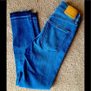 Denim Forum Lola high rise skinny crop 26